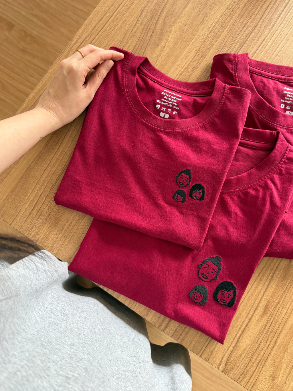 「EMBROIDERED」OUTLINE TEE