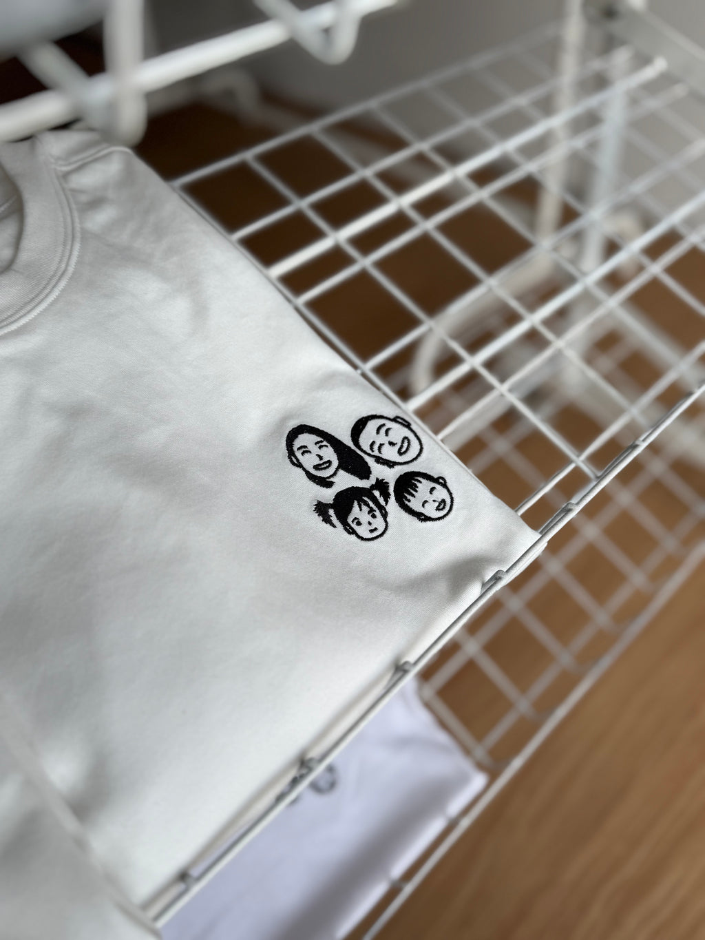 「EMBROIDERED」OUTLINE TEE